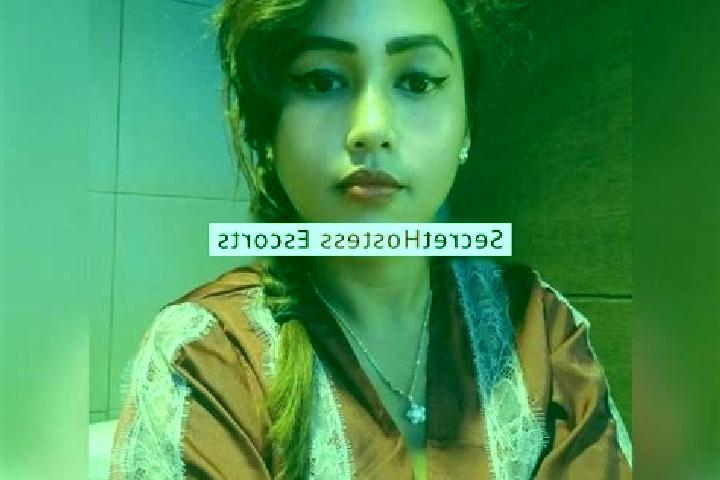 Escorts Kekeri, Indonesia — Local Companions