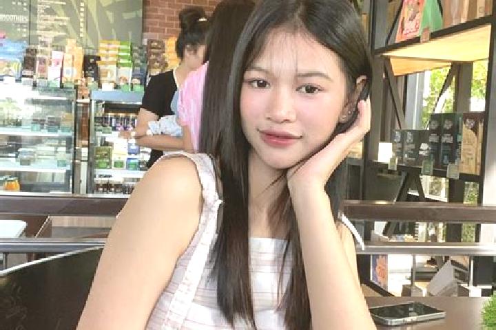 Escorts Khu Mueang, Thailand — Local Companions