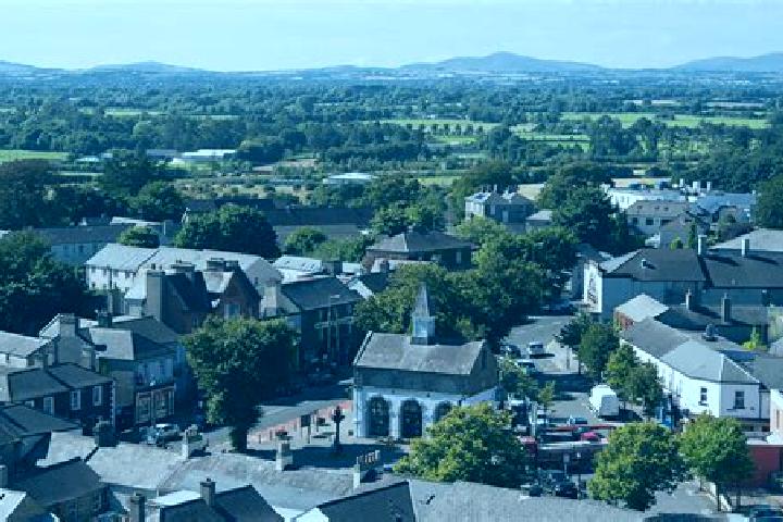 Escorts Kildare, Ireland — Local Companions