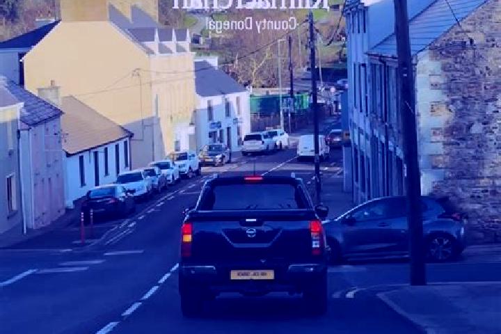 Escorts Kilmacrenan, Ireland — Local Companions