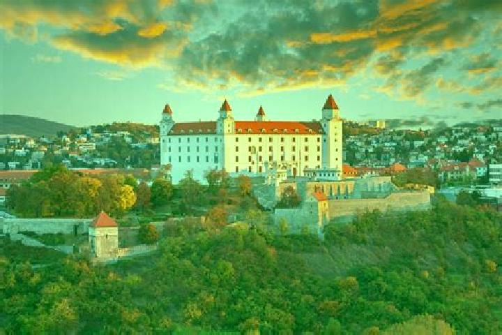 Escorts Klacno, Slovakia — Local Companions
