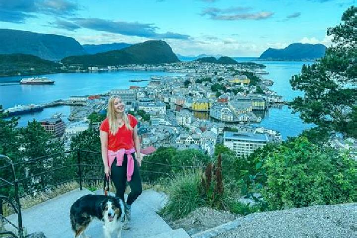Escorts Kleppe, Norway — Local Companions