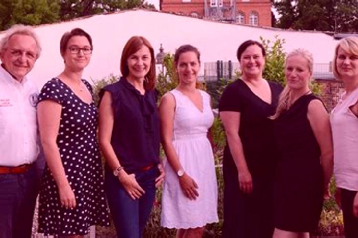 Escorts Kloster Neuendorf, Germany — Local Companions