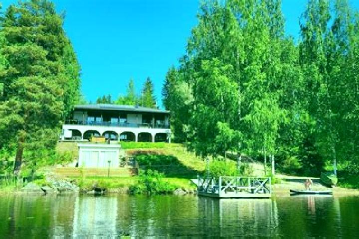 Escorts Konnevesi, Finland — Local Companions