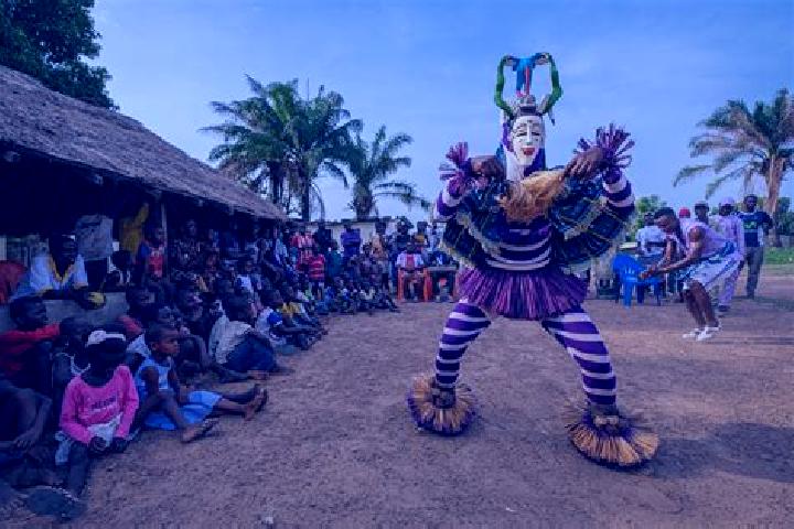 Escorts Kotoula, Ivory Coast — Local Companions