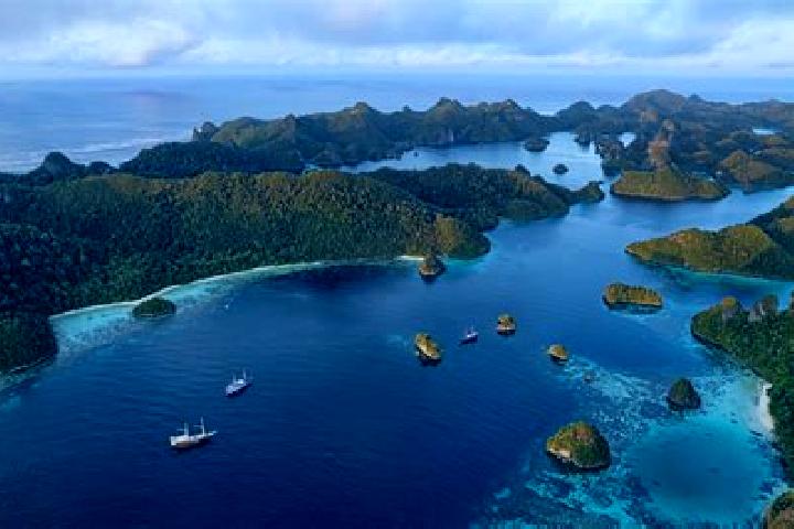 Escorts Krajan Suco, Indonesia — Local Companions