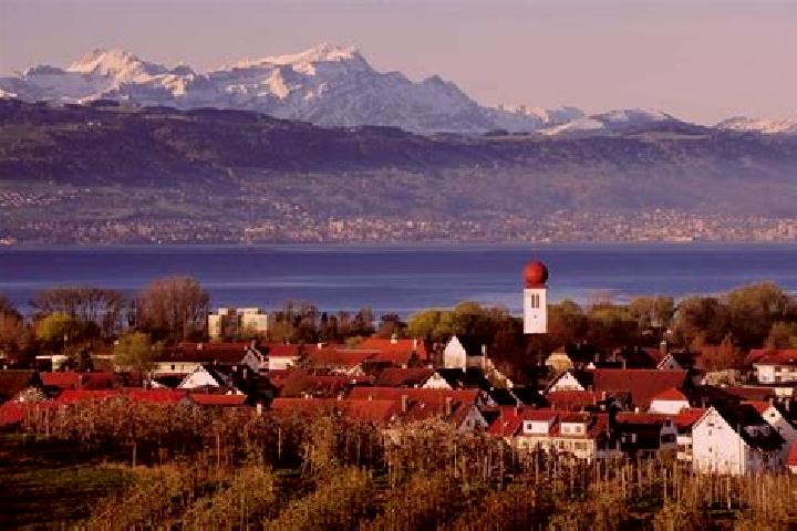 Escorts Kressbronn am Bodensee, Germany — Local Companions
