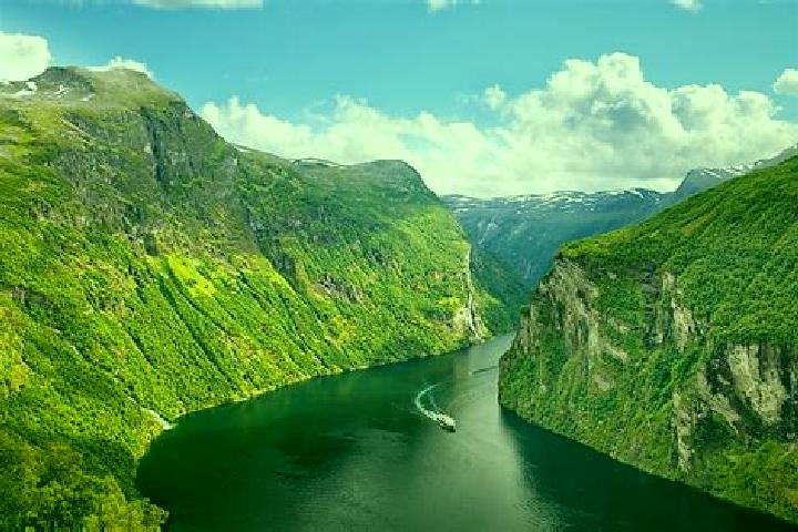 Escorts Kristiansund, Norway — Local Companions