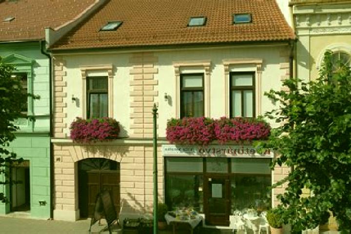 Escorts Kruzlov, Slovakia — Local Companions