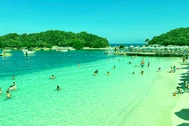 Escorts Ksamil, Albania — Local Companions