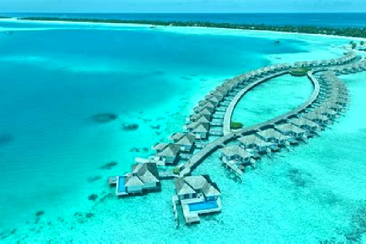 Escorts Kudahuvadhoo, Maldives — Local Companions