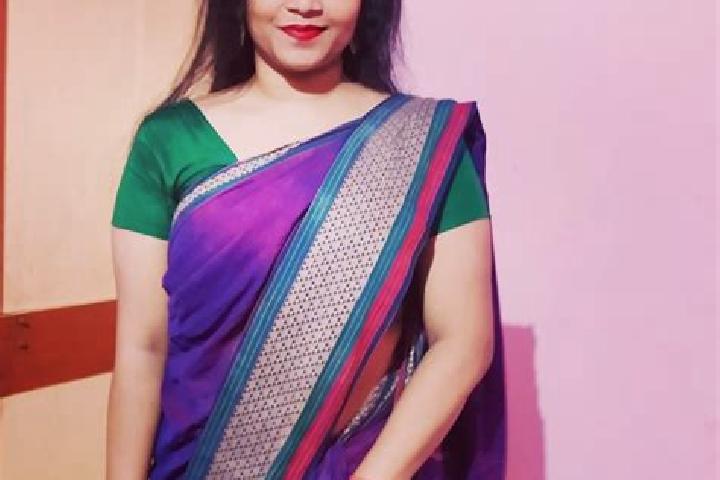 Escorts Kurandvad, India — Local Companions