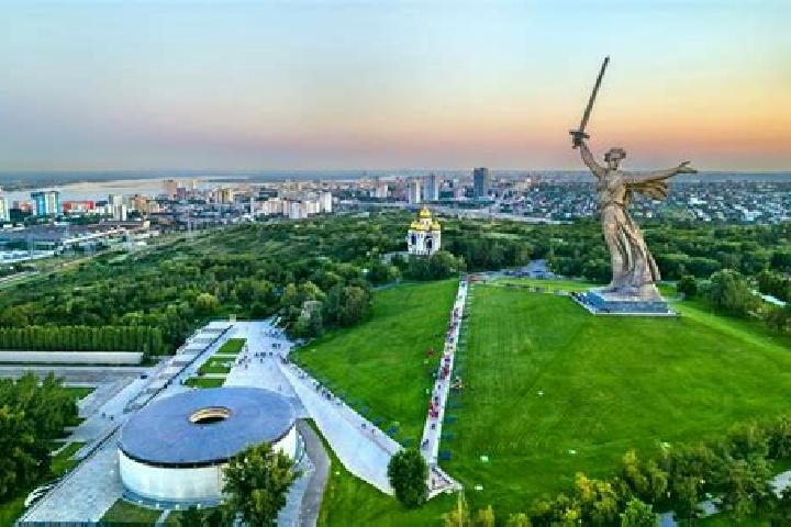 Escorts Kurgan, Russia — Local Companions
