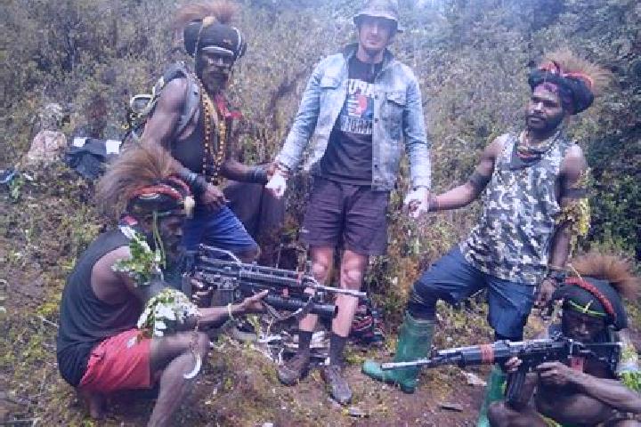 Escorts Kurumul, Papua New Guinea — Local Companions