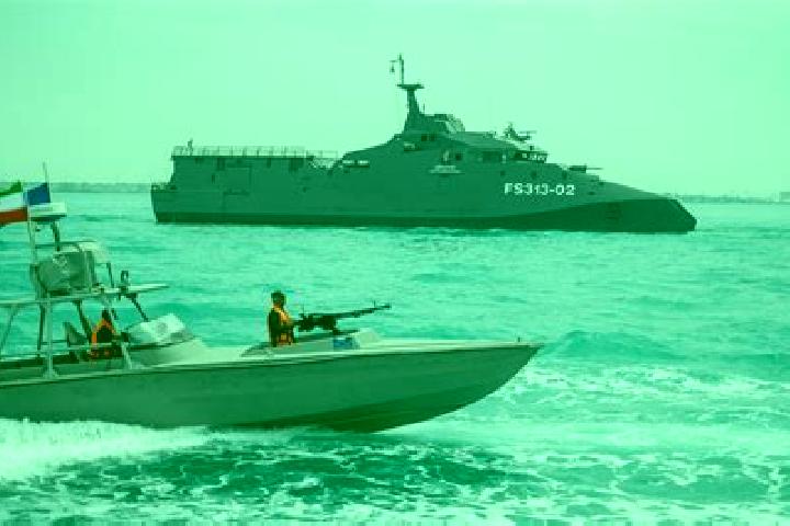 Escorts Kut-e Navaser, Iran — Local Companions
