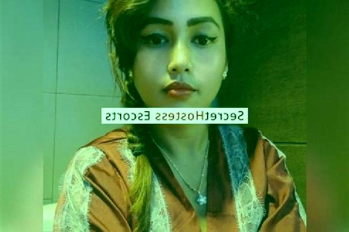 Escorts Kutamandarakan, Indonesia — Local Companions