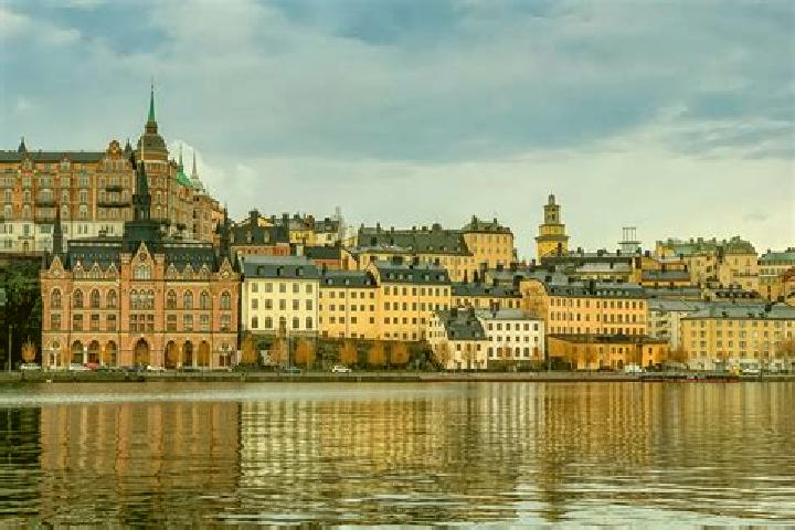 Escorts Kvisljungeby, Sweden — Local Companions
