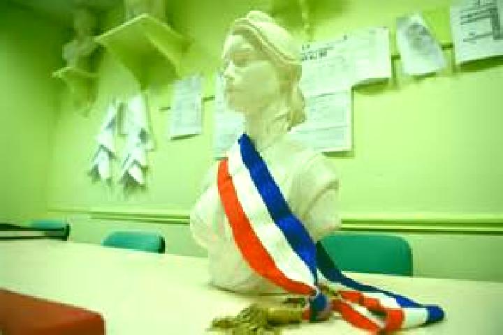 Escorts La Boisse, France — Local Companions