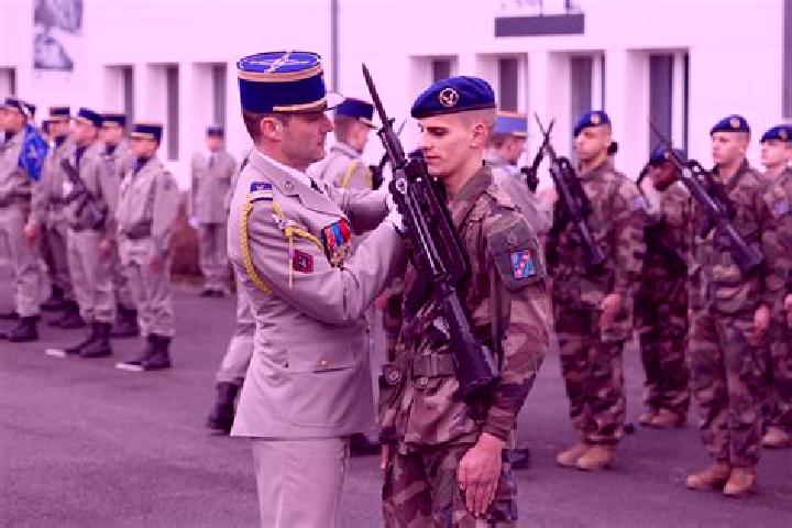 Escorts La Fourragere, France — Local Companions