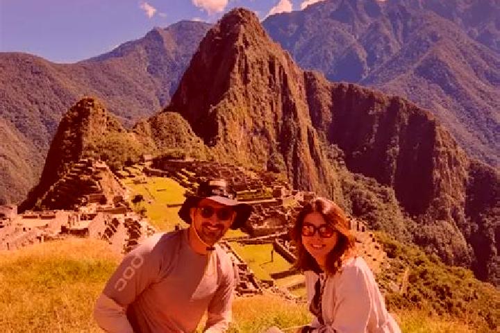 Escorts La Horca, Peru — Local Companions