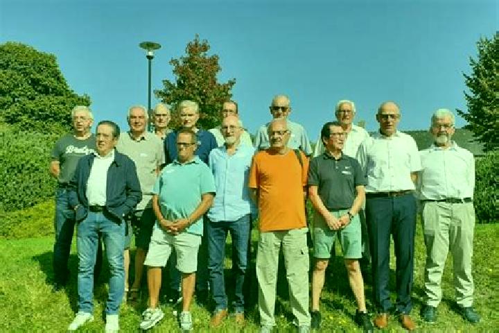 Escorts La Selle-en-Luitre, France — Local Companions
