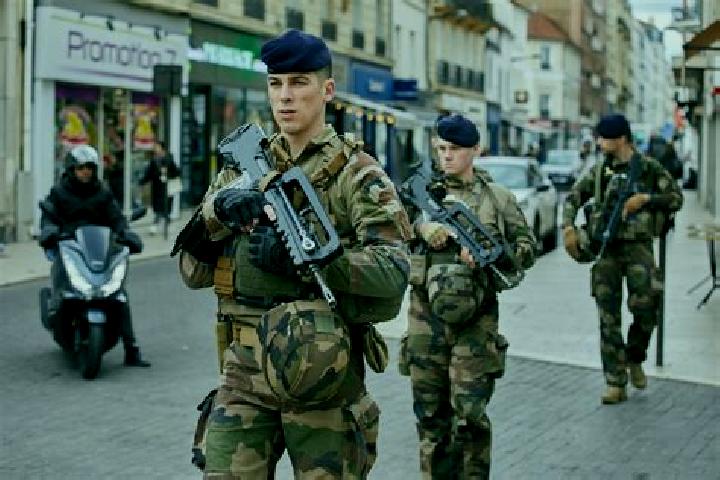 Escorts La Sentinelle, France — Local Companions