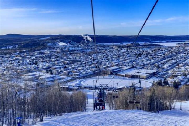 Escorts La Tuque, Canada — Local Companions