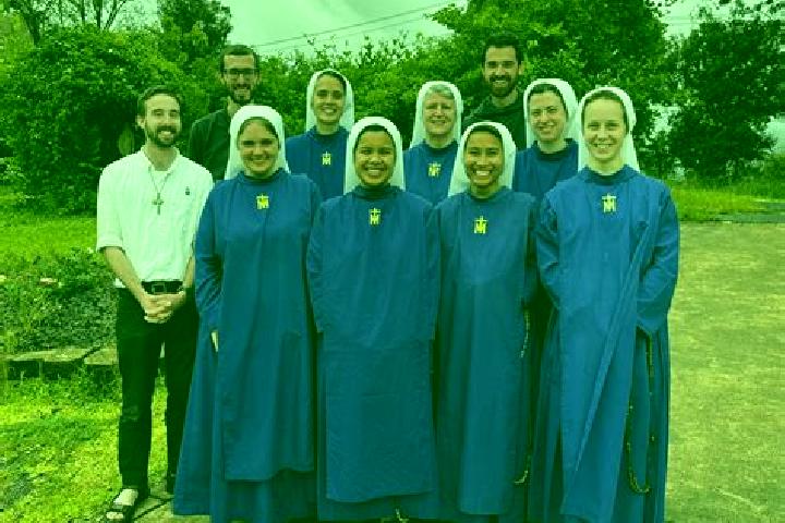 Escorts Lacasse, France — Local Companions