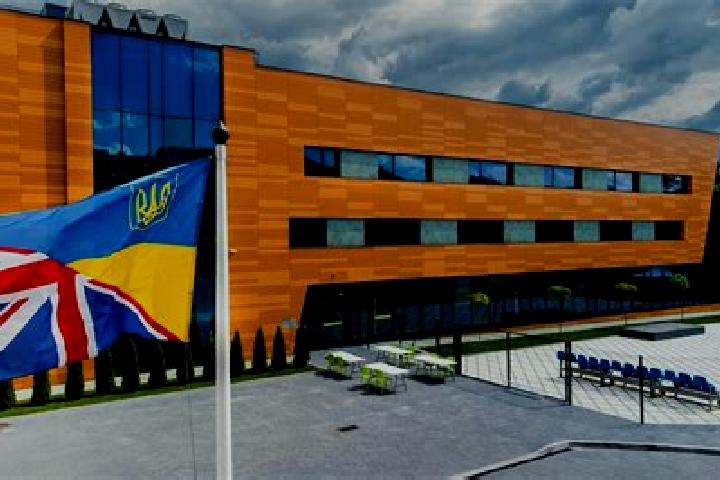 Escorts Lacko, Poland — Local Companions