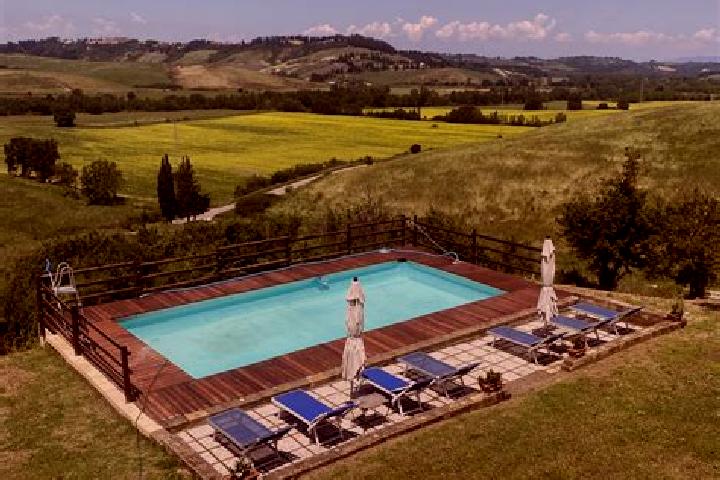 Escorts Lajatico, Italy — Local Companions