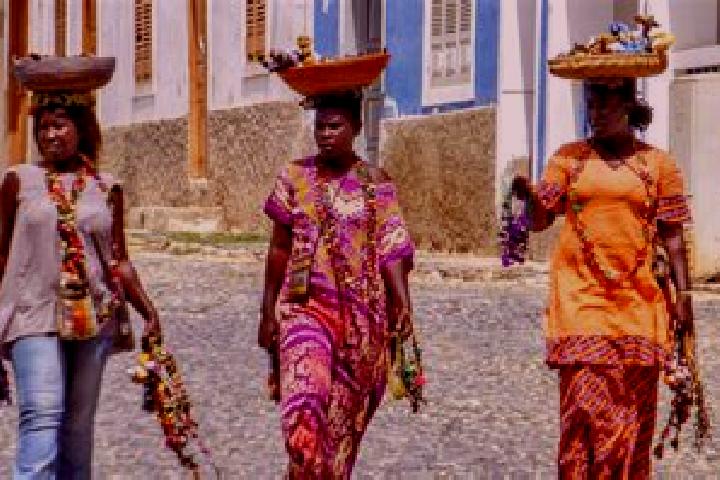 Escorts Lajedo, Cape Verde — Local Companions