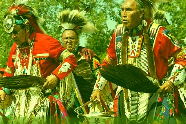 Escorts Lake Kiowa, United States — Local Companions