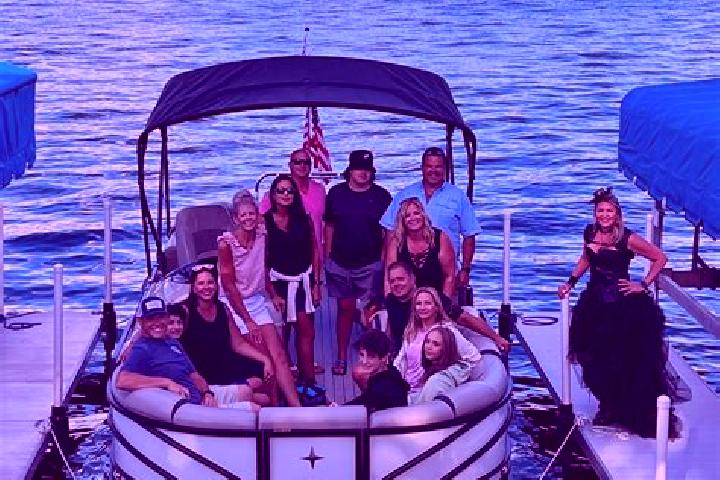 Escorts Lake Orion, United States — Local Companions