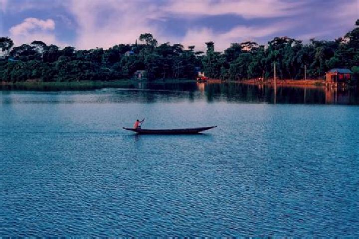Escorts Lalmohan, Bangladesh — Local Companions