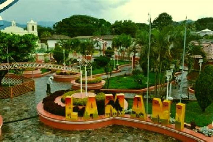 Escorts Lamani, Honduras — Local Companions