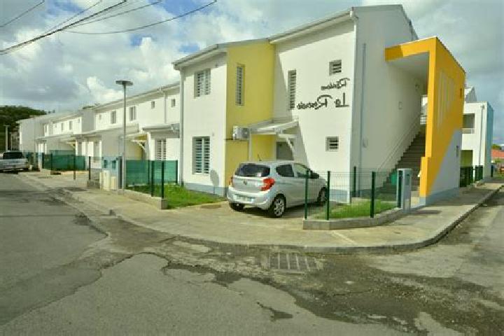 Escorts Lamentin, Guadeloupe — Local Companions