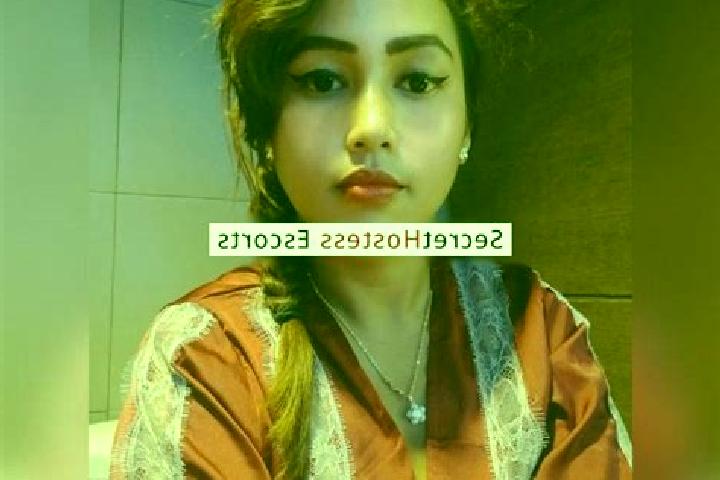 Escorts Lampihung, Indonesia — Local Companions