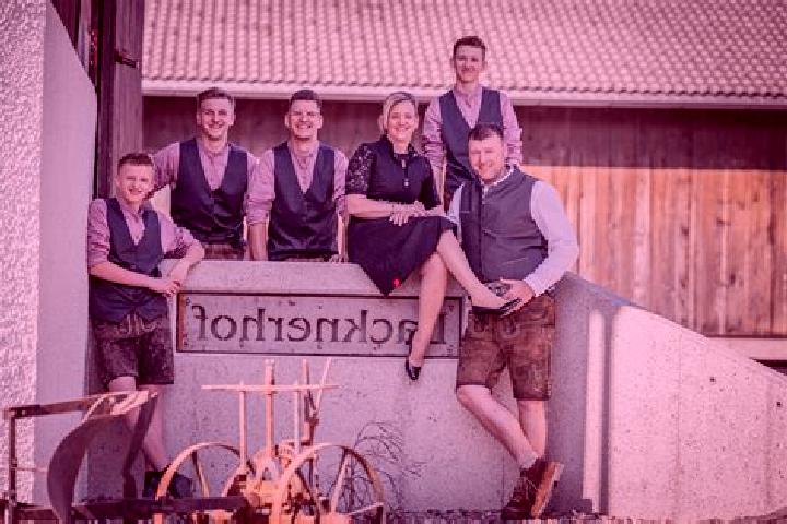 Escorts Langkampfen, Austria — Local Companions