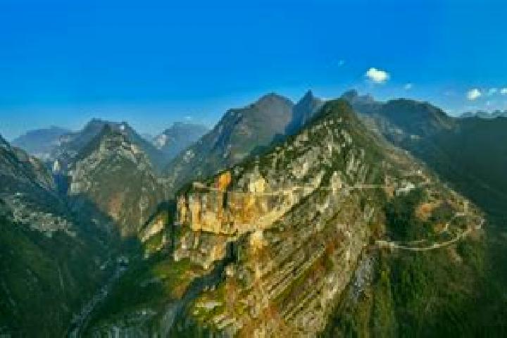 Escorts Lanying, China — Local Companions