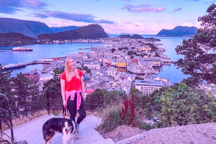 Escorts Larkollen, Norway — Local Companions