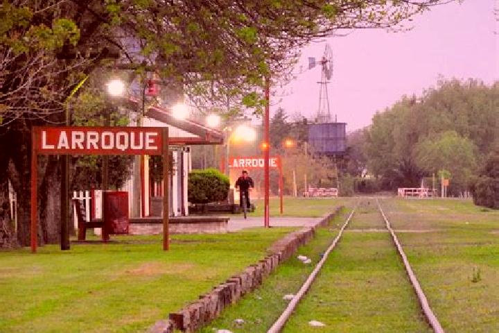 Escorts Larroque, Argentina — Local Companions