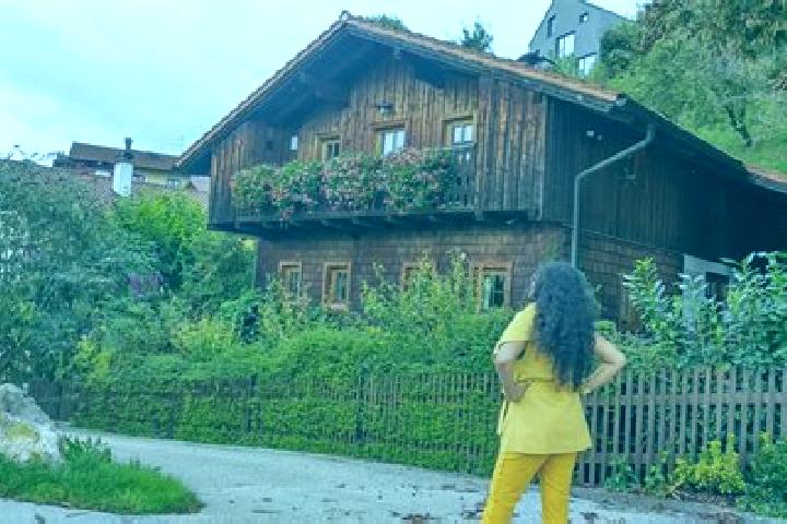 Escorts Laufen, Germany — Local Companions