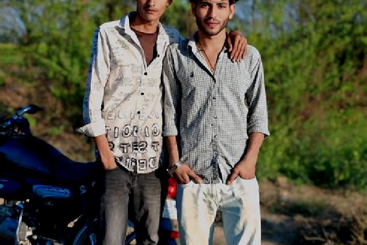 Escorts Laxmangarh, India — Local Companions