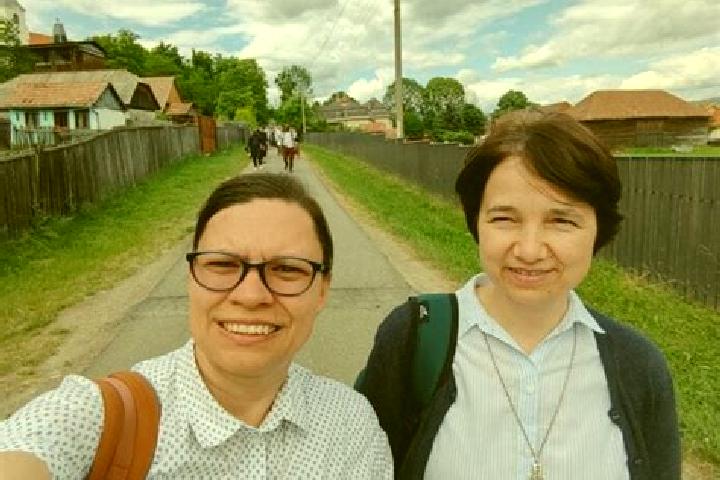 Escorts Lazareni, Romania — Local Companions