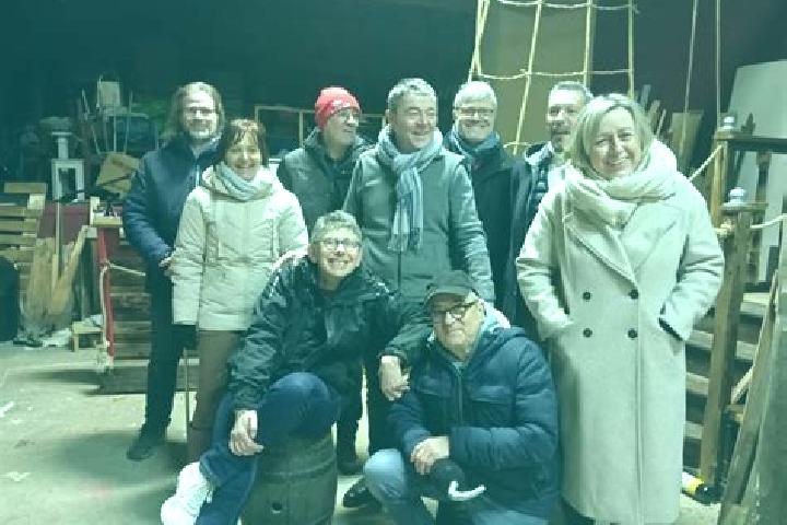Escorts Le Fuilet, France — Local Companions