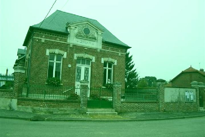Escorts Le Quesnoy, France — Local Companions