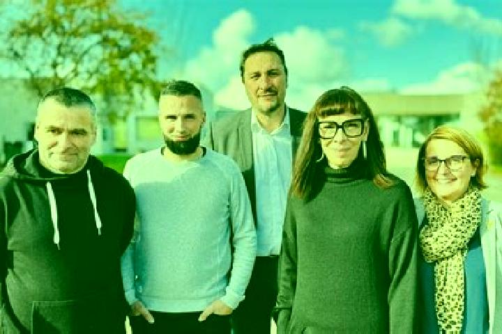 Escorts Le Relecq-Kerhuon, France — Local Companions
