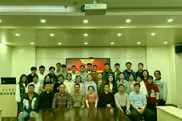 Escorts Leluo, China — Local Companions