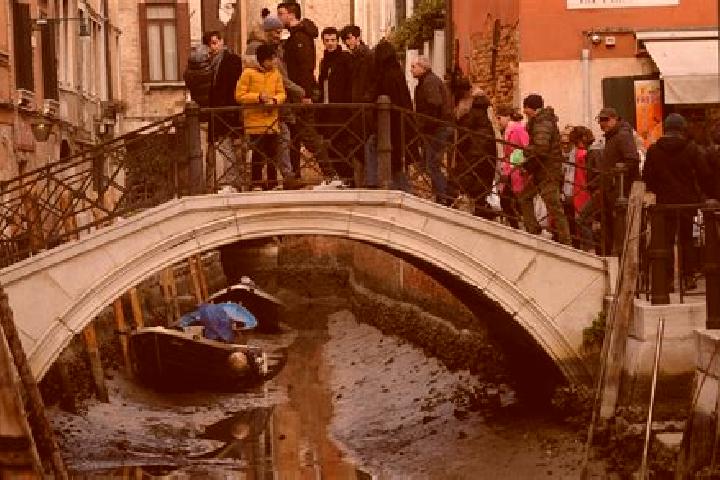 Escorts Leno, Italy — Local Companions