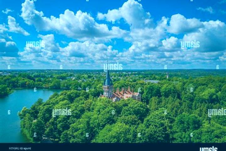 Escorts Lentvaris, Lithuania — Local Companions